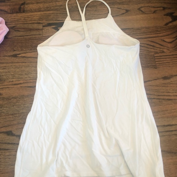 White Lulu Lemon Tank Top- lightly worn. Size 8 - Picture 4 of 4